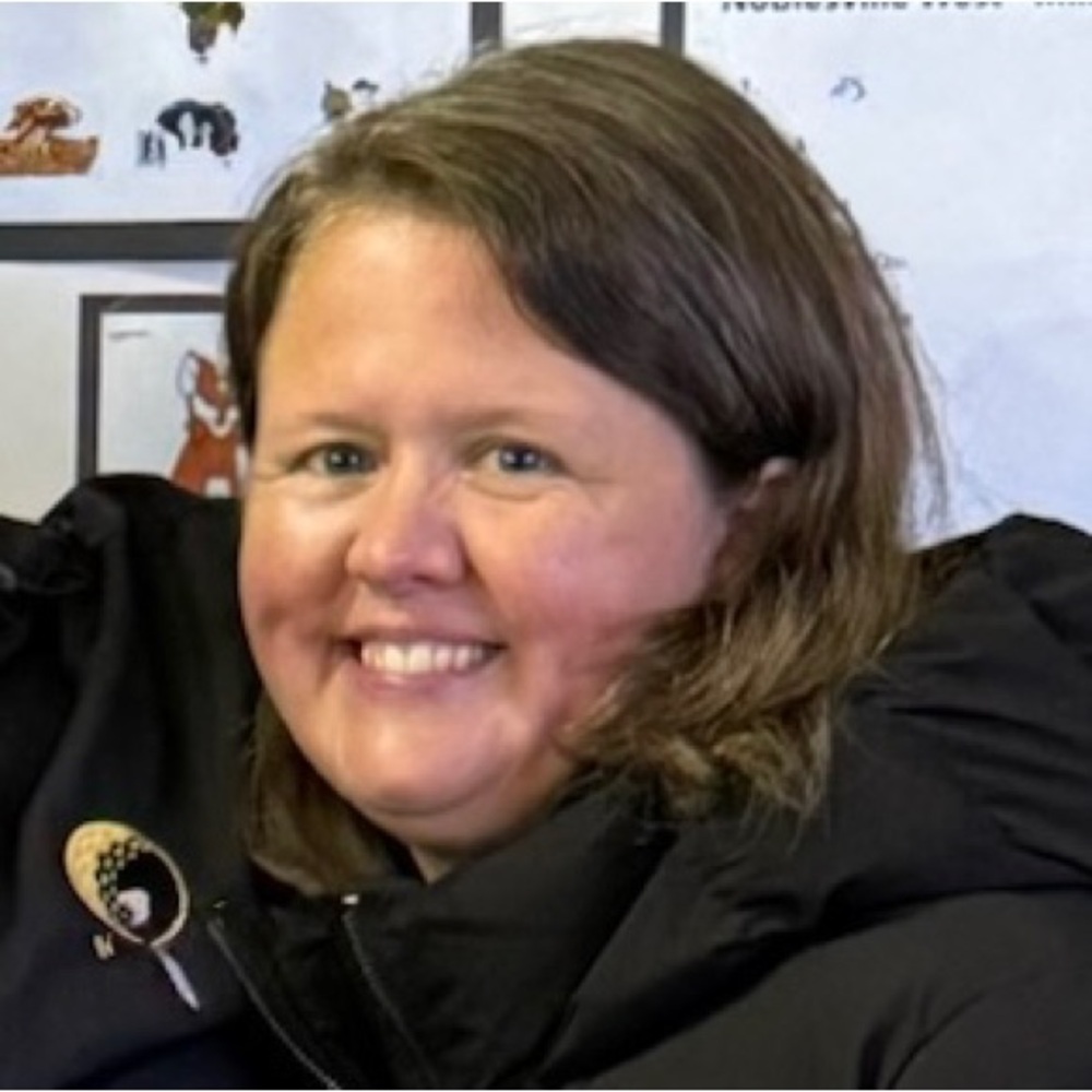 Meet your Posher, Tia